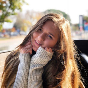 Meet your Posher, Liya